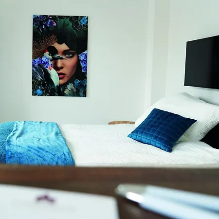 Dormaparte - The Boardinghouse Apartamento *